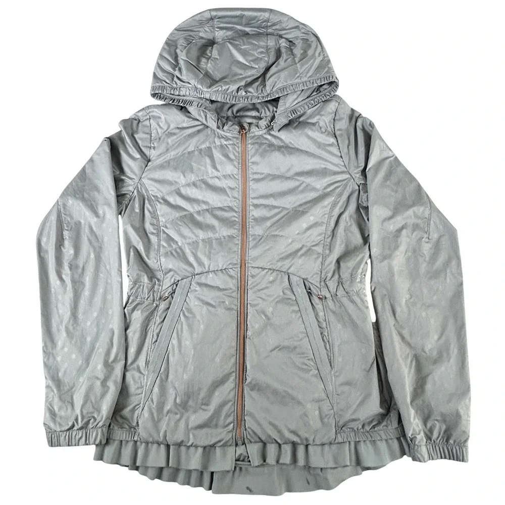 Lululemon Spring Fling Silver Polka Dot Lightweight Down Puffer Jacket‎ Ruffle S